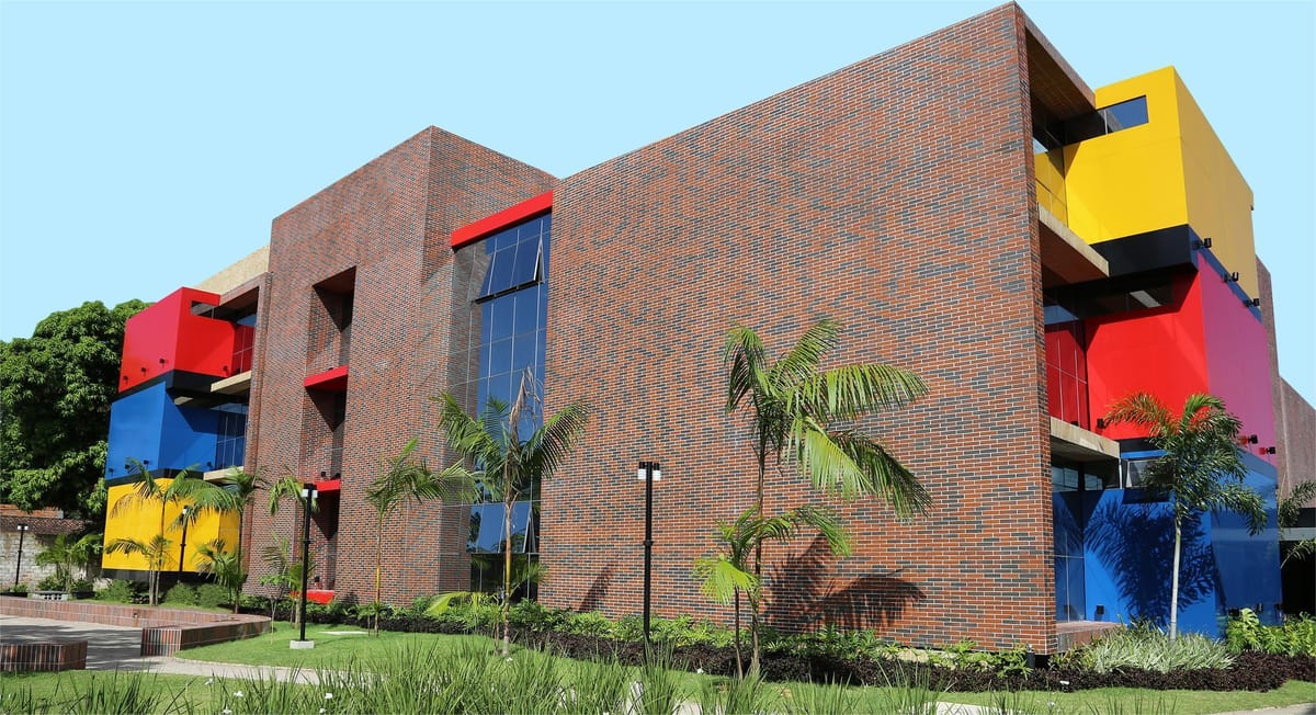 Centro Educacional Logos: uma estrutura completa para transformar o futuro